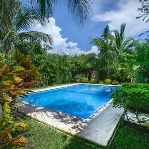 https://casa-luna-tankah.tulum-hotels.net